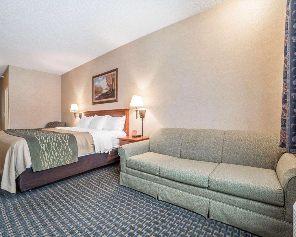 Miles Hotel